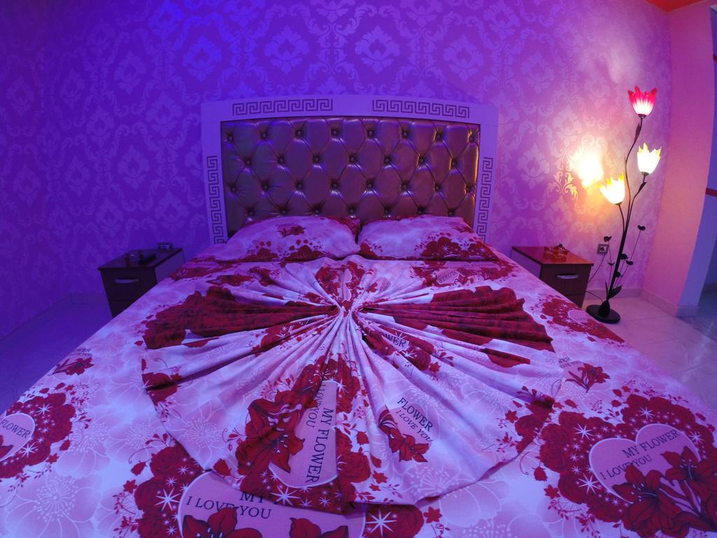 New Shtoj Hotel Buza מראה חיצוני תמונה